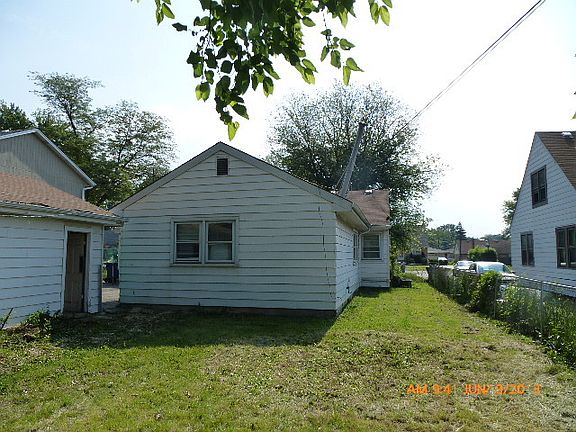 2nd image of 3122 N Sandra Ave