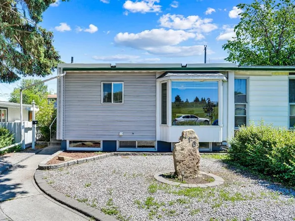 116 W Selkirk Dr SW, Calgary, AB T2W 0M4
