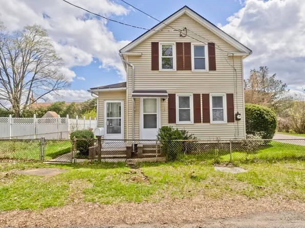19 Church St, Agawam, MA 01001