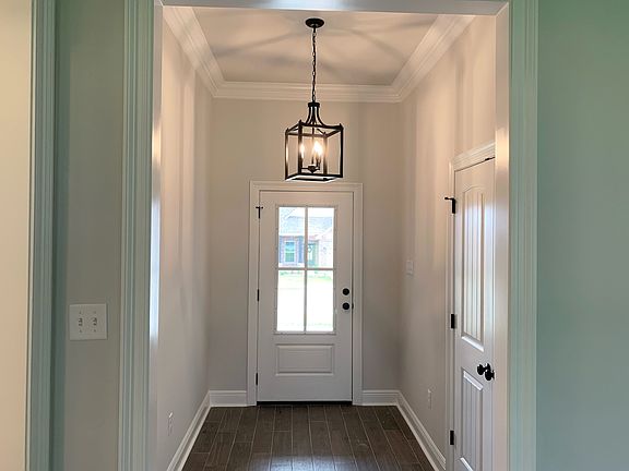 3rd image of 5387 Adeline Cir