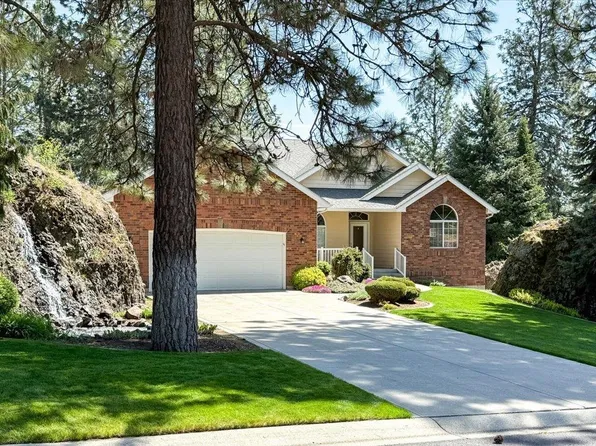 6916 N East Bluff Ct, Spokane, WA 99208