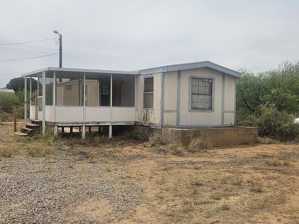 1st image of 2551 N CALLE QUARTO --
