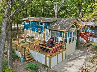 402 N Shady Ln, Gordonville, TX 76245