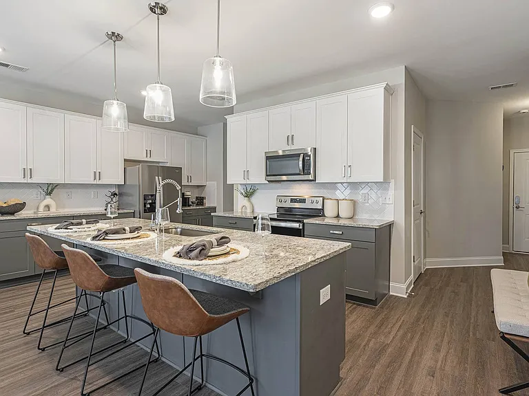 Tessa Barrow Crossing Townhomes — Photo 10