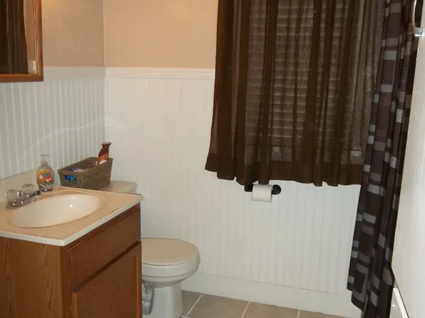 627 Darrington St SE, Washington, DC 20032