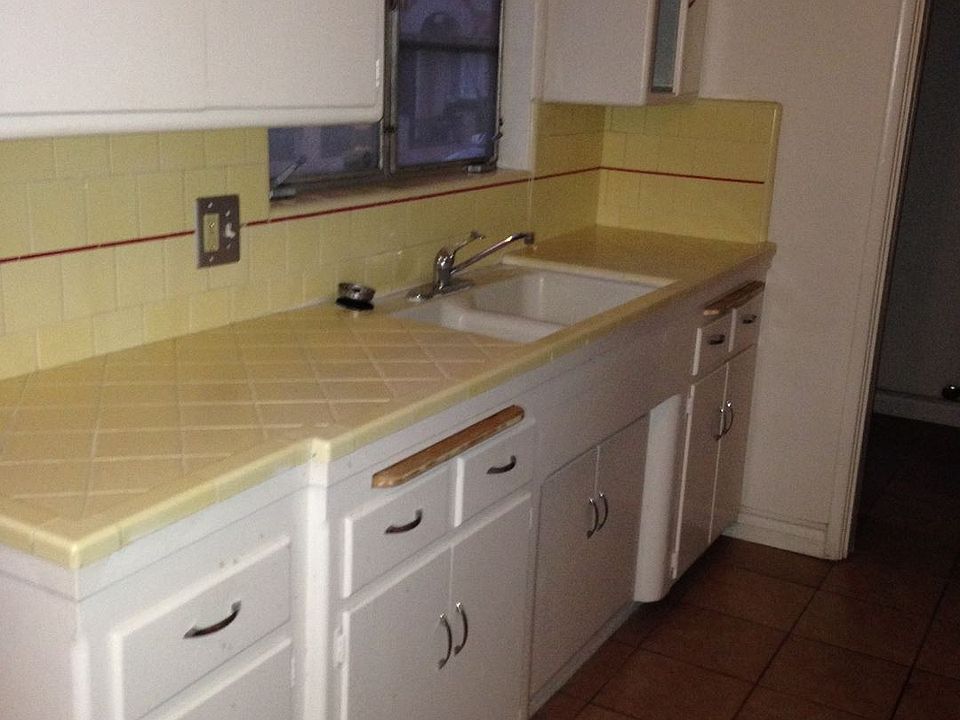 2nd image of 790 Saint Louis Ave APT C