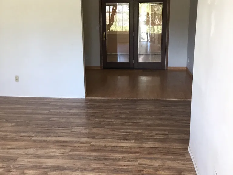 4161 Adelaide Ave — Photo 3
