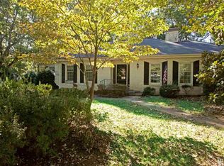 1166 18th Ave NE, Hickory, NC 28601