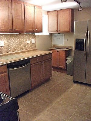 5th image of 6046 N Francisco Ave