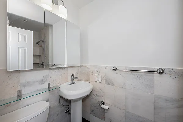 Rented by Compass | media 12