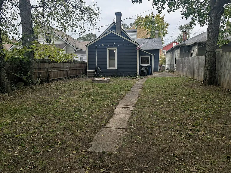 48 Clover St — Photo 10