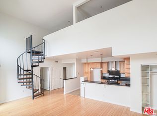 1042 S Kingsley Dr #PENTHOUSE 2, Los Angeles, CA 90006