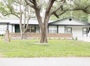 1053 Spring Garden St, Altamonte Springs, FL 32701