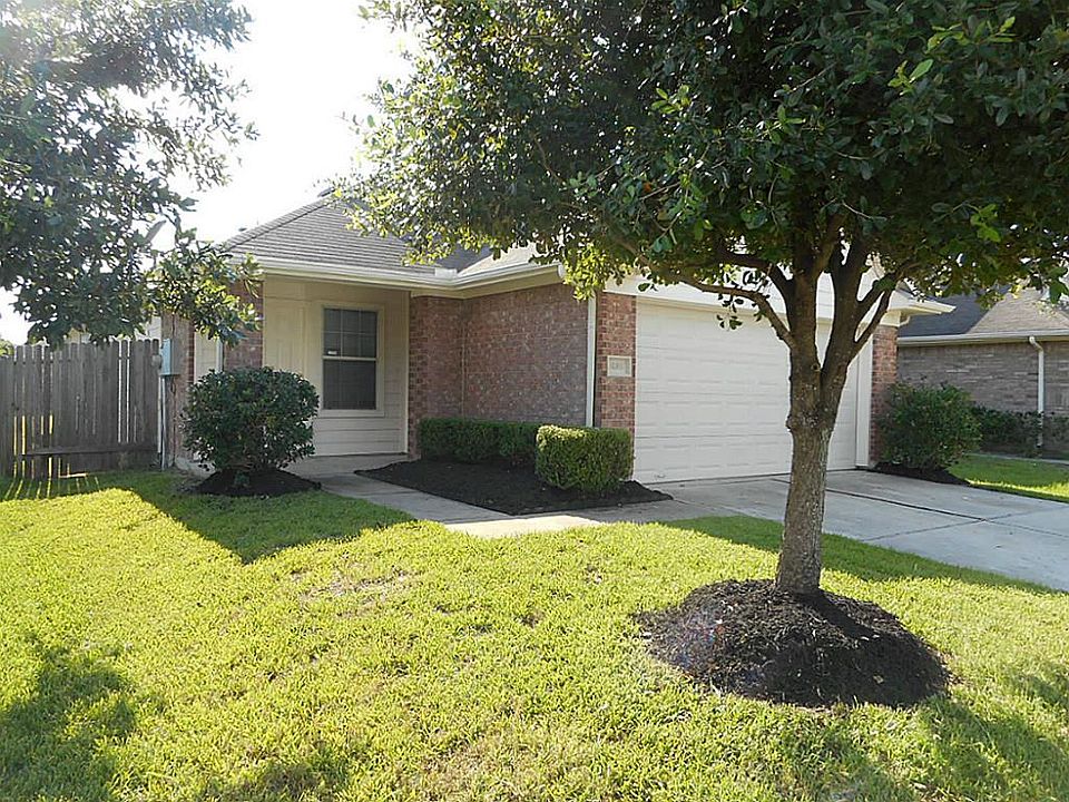 1st image of 14915 Loys Coves Ct