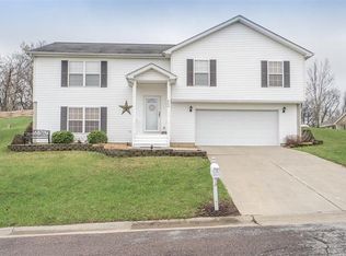 800 Olivia Ct, New Haven, MO 63068
