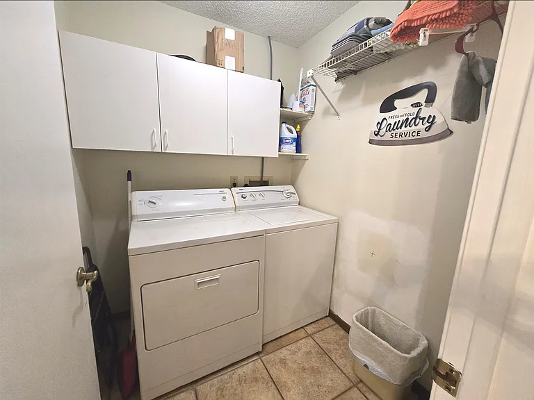 8995 Bensalem Dr — Photo 21