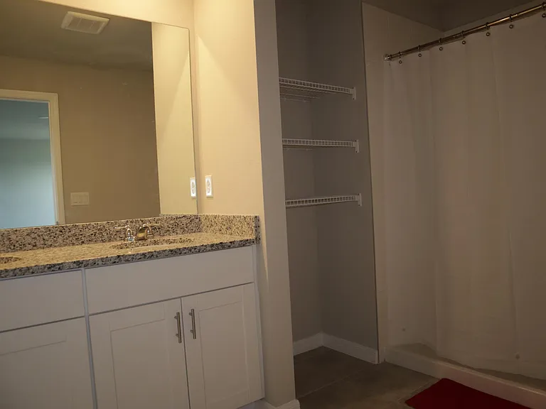 7627 Momentum Pkwy — Photo 16