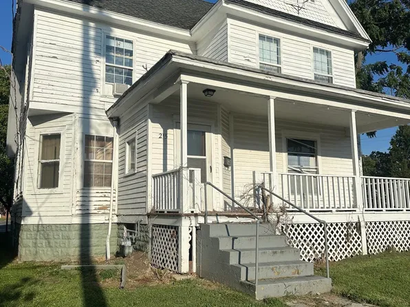 215 Hardin Ave, Jacksonville, IL 62650