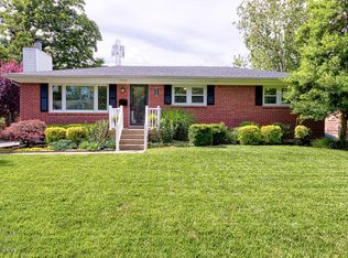 4229 Alton Rd, Saint Matthews, KY 40207