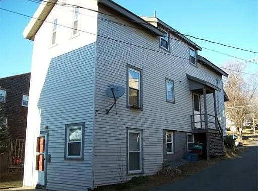 Building Photo 3