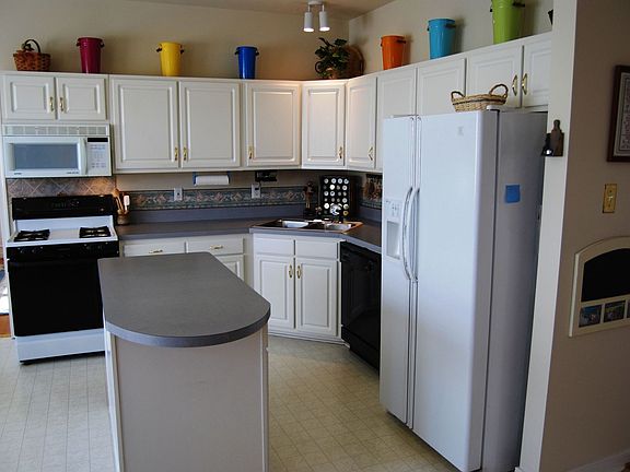 Roomy Kitchen