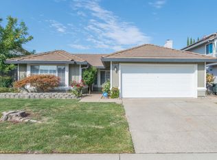 8954 Springhurst Dr, Elk Grove, CA 95624