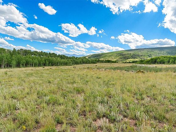 4th image of 1327 Sheep Ridge Rd