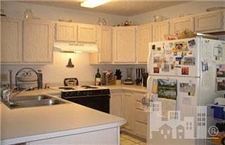 5th image of 338 SE Deepwoods Court