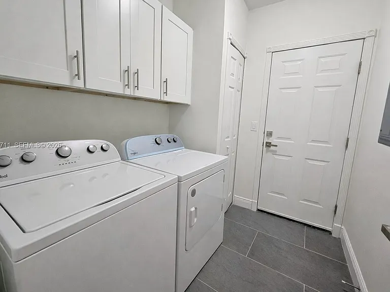 1440 Graham Cir — Photo 21