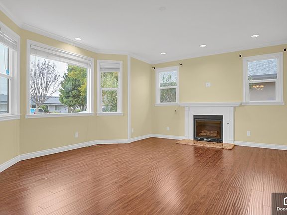 3rd image of 2646 Gomes Dr