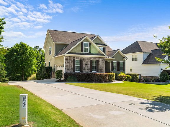 2nd image of 314 Kirkwood Drive
