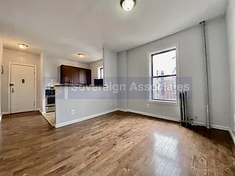 87 Post Avenue