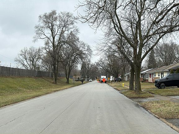 4th image of 2758 Oxford Dr