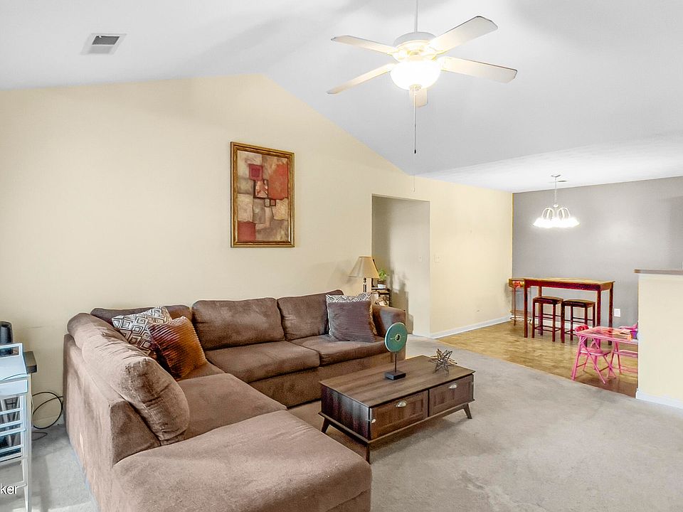 The Gardens Of Glenmary Village 10200 Deer Vista Dr Louisville KY