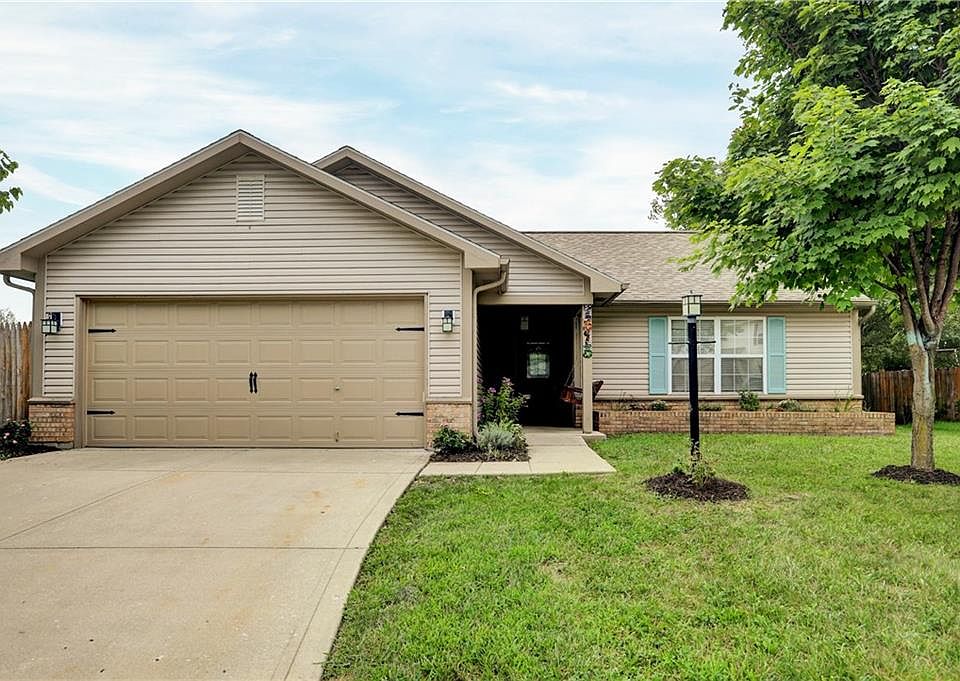 1st image of 7515 Blue Willow Dr