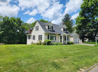 124 Pilgrim Rd, Bristol, CT 06010