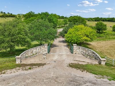 171 Treetop Dr, Fort Worth, TX, 76126