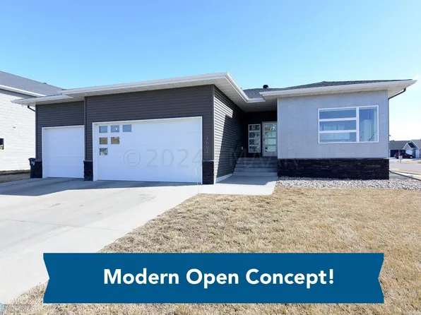 3694 56th St S, Fargo, ND 58104