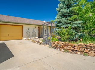 6413 Vooscane Ave, Cochiti Lake, NM 87083