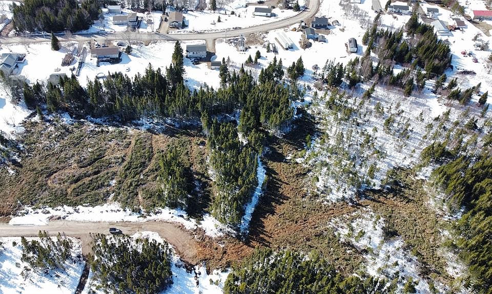 1st image of 22 Silver Wood Crescent