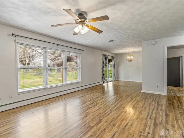 317 Wolf Ave, Englewood, OH 45322