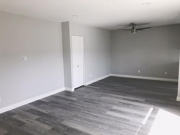 2nd image of 4348 Ventura Canyon Ave #6B