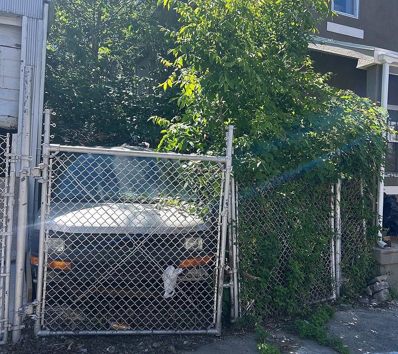 1st image of 1675 N Wilton St