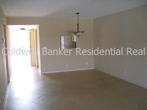Living Room looking to Kitchen