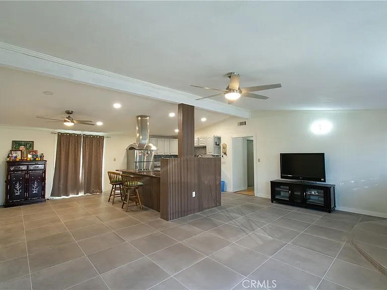 1769 S Biscayne Ct — Photo 2