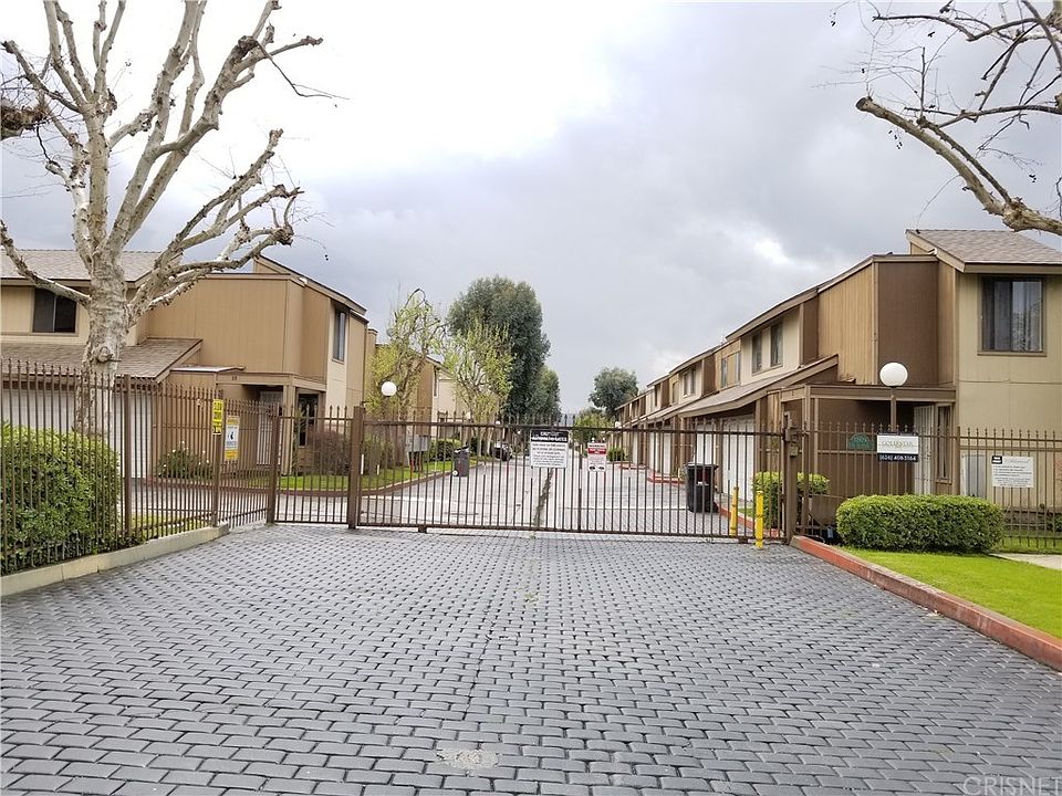 1st image of 12828 Ramona Blvd Unit 24