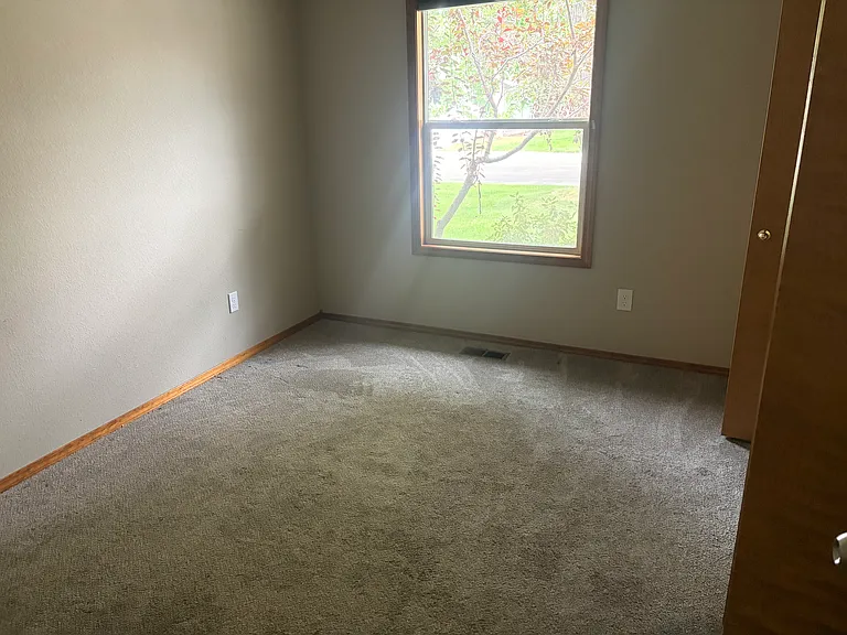 3551 S Brookshore Pl — Photo 2