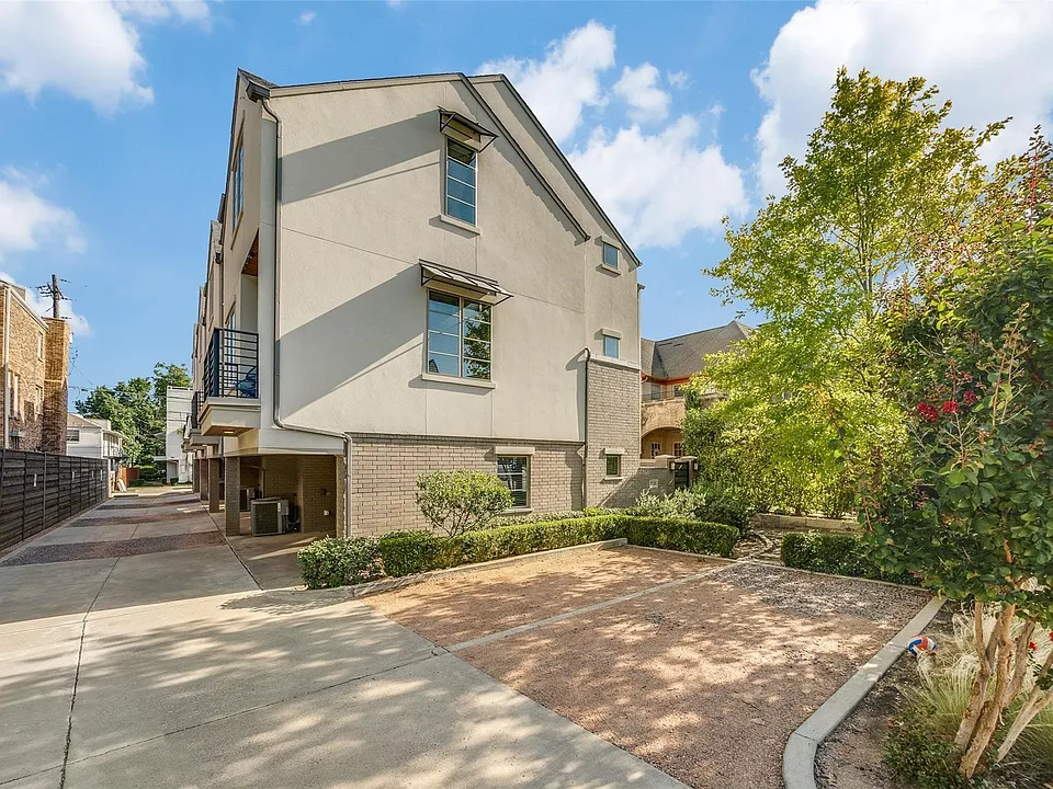 3205 Rosedale Ave #2