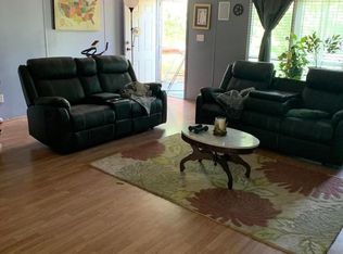 243 Lynn Creek Dr, Mabank, TX 75156