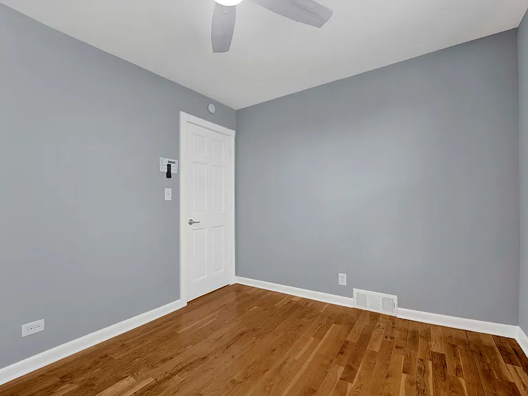 3721 W Shakespeare Ave — Photo 30